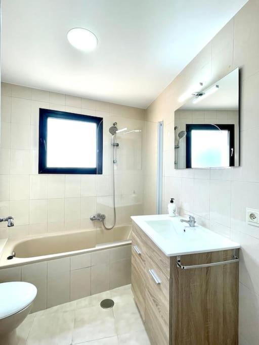 Beautiful & Sunny Apartment Málaga Extérieur photo