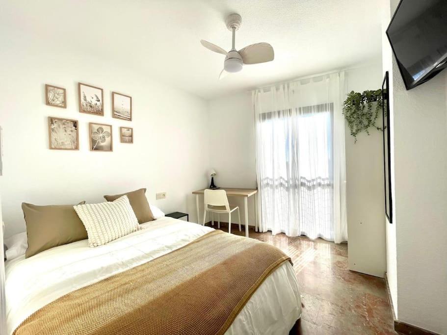 Beautiful & Sunny Apartment Málaga Extérieur photo