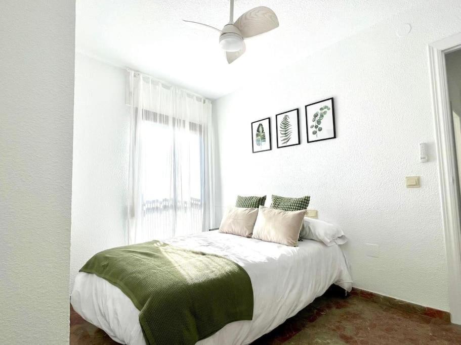 Beautiful & Sunny Apartment Málaga Extérieur photo