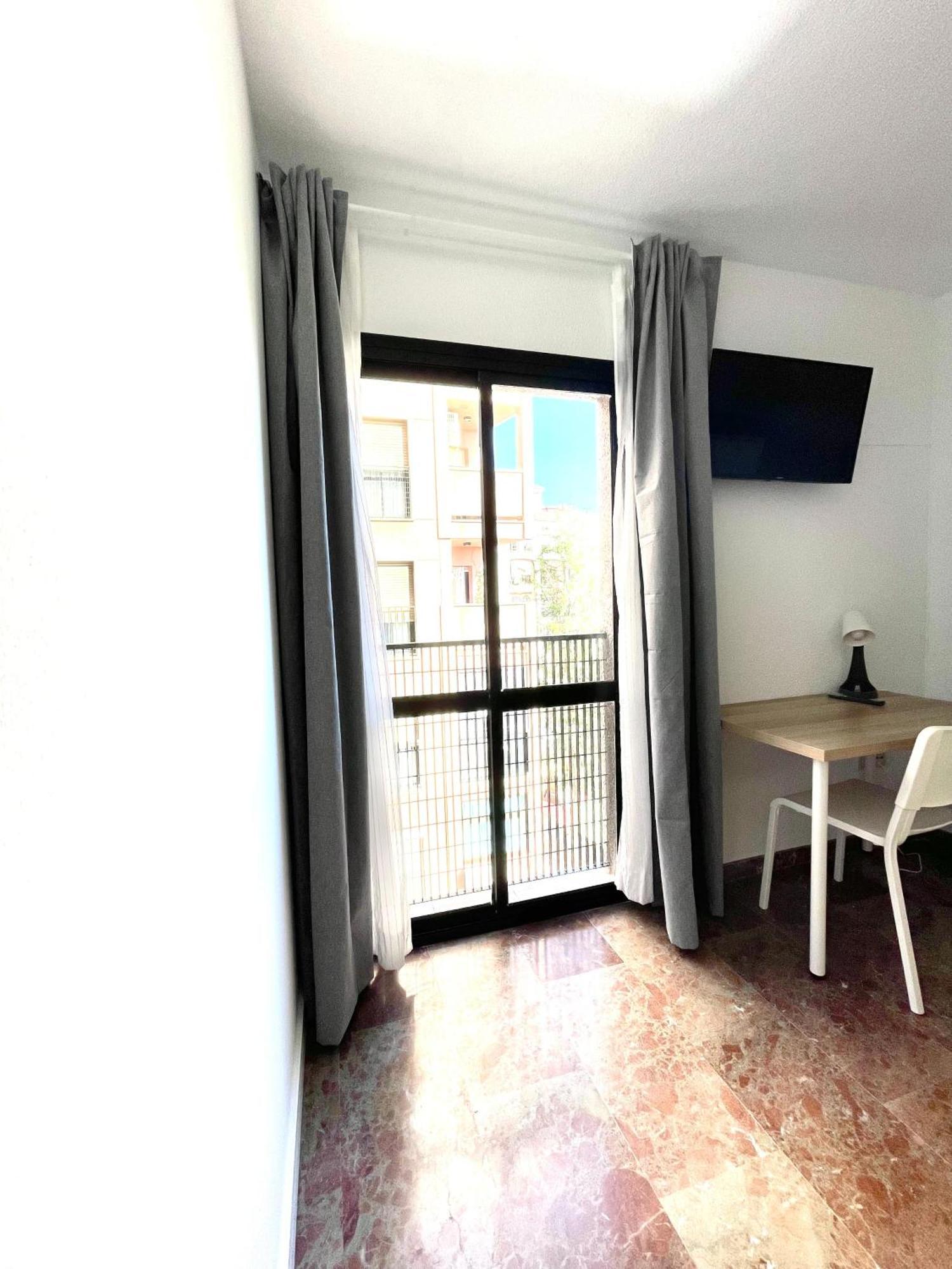 Beautiful & Sunny Apartment Málaga Extérieur photo